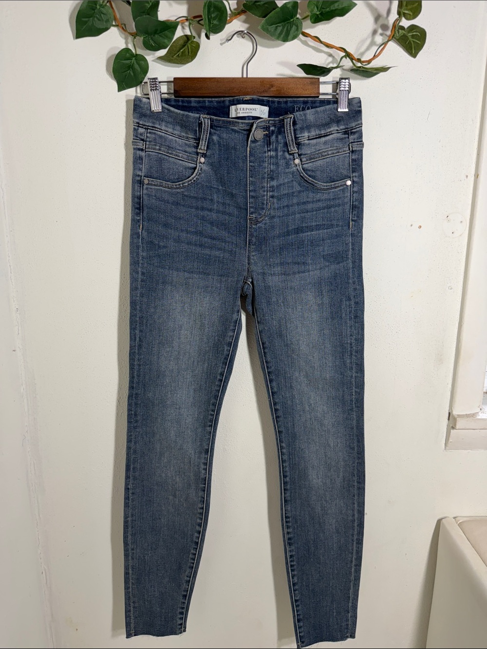 Liverpool Women's Medium Blue Skinny Jeans